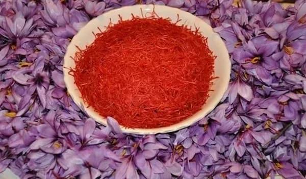 تصویر 3 از قیمت خرید اسپری زعفران با فروش عمده